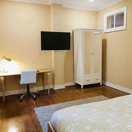 Appartement Charming 4 Bedroom In Chiado Lissabon
