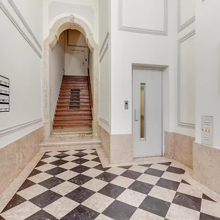 아파트 Charming 4 Bedroom In Chiado